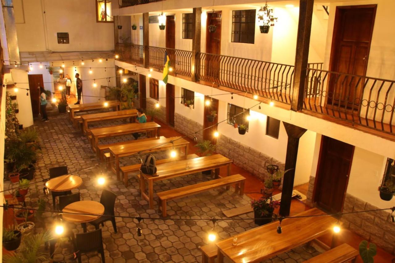 El Jardin Escondido Party Hostel Banos  Luaran gambar